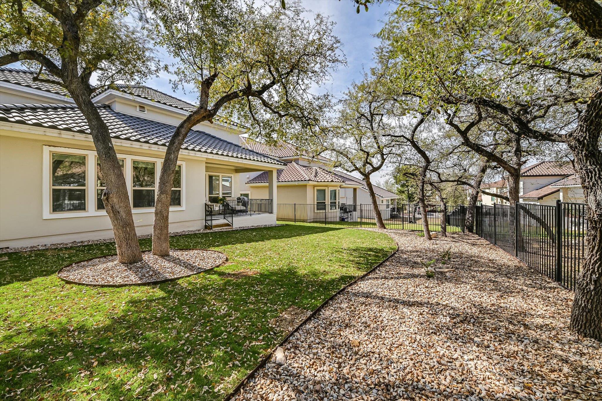 11912 Bayshore Cv, Austin, TX 78726