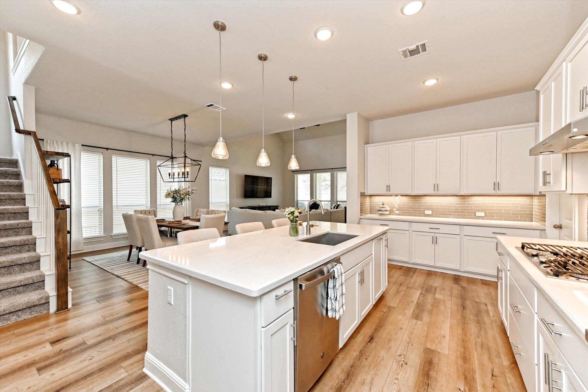 11912 Bayshore Cv, Austin, TX 78726