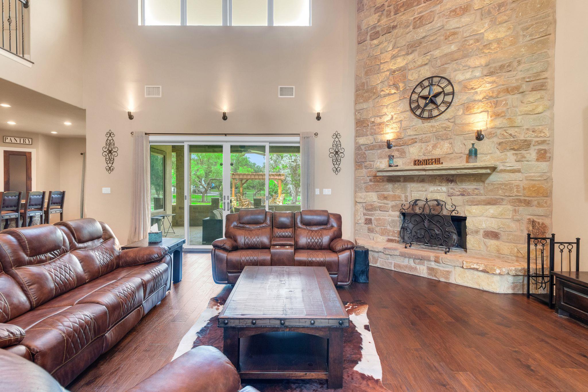 304 Pheasant Meadow, Liberty Hill, TX 78642