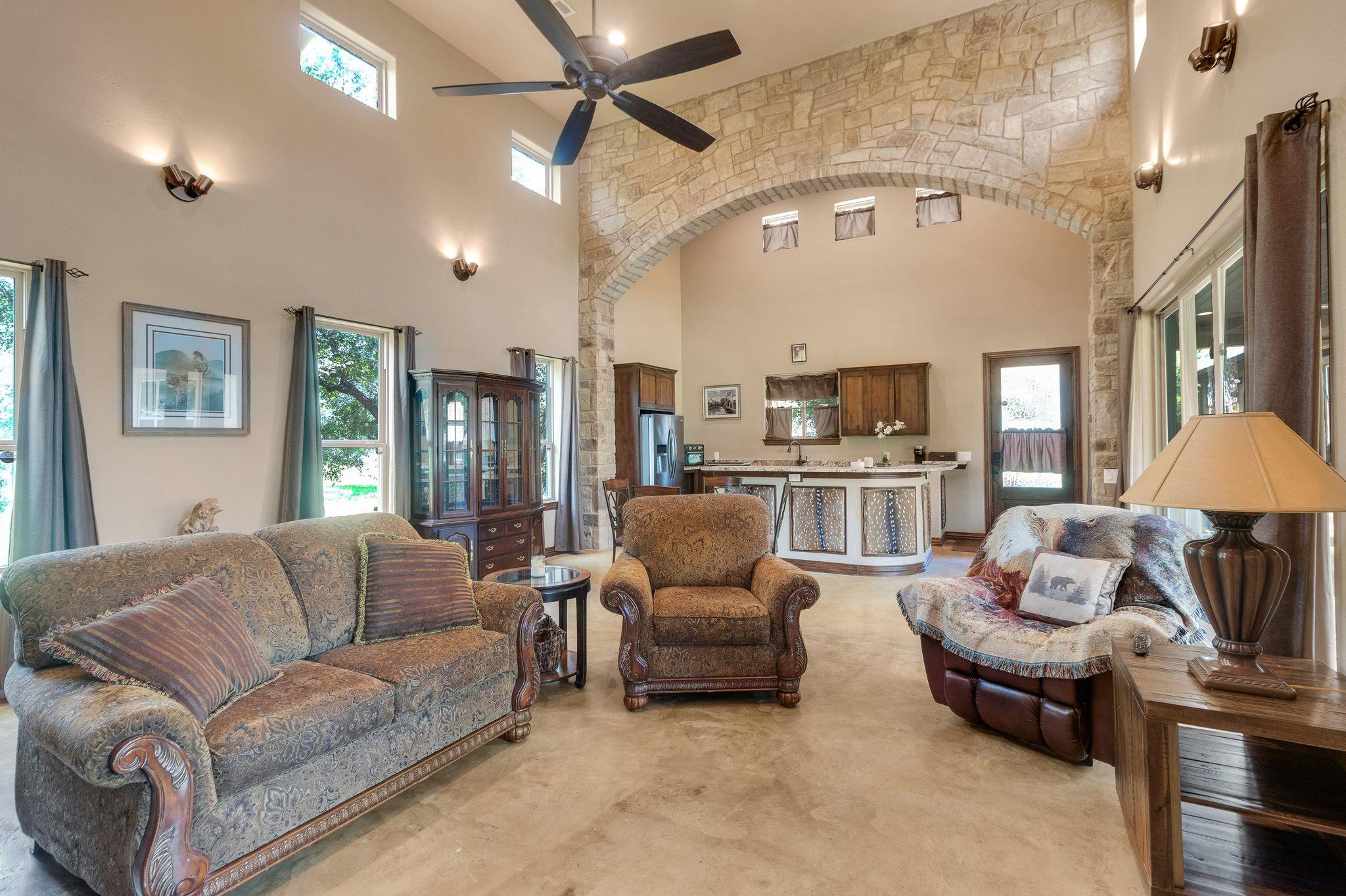 304 Pheasant Meadow, Liberty Hill, TX 78642