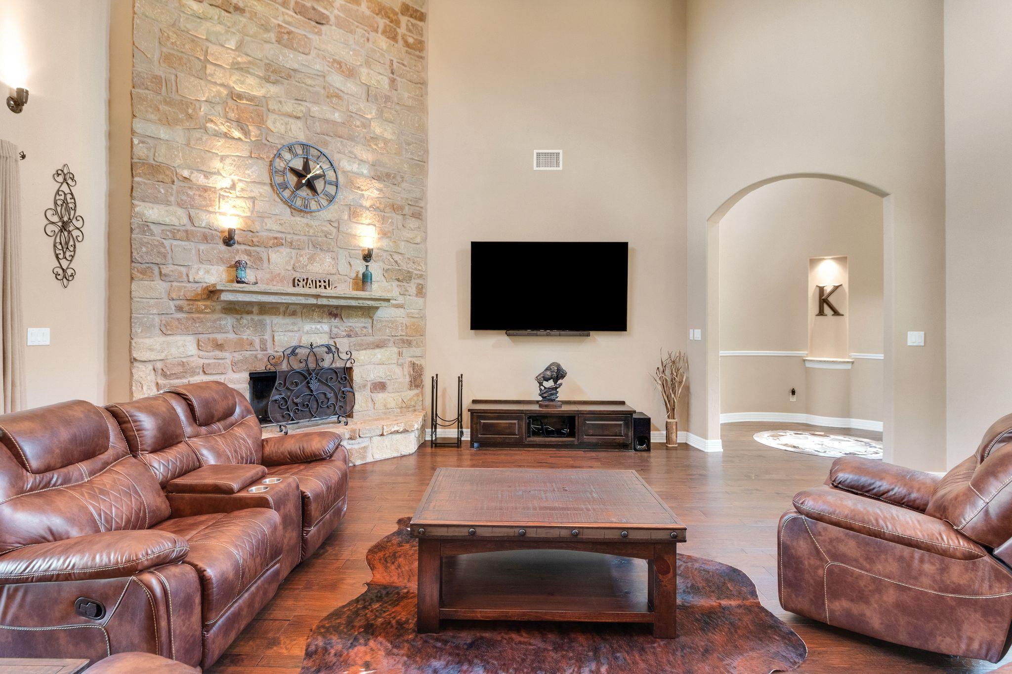 304 Pheasant Meadow, Liberty Hill, TX 78642