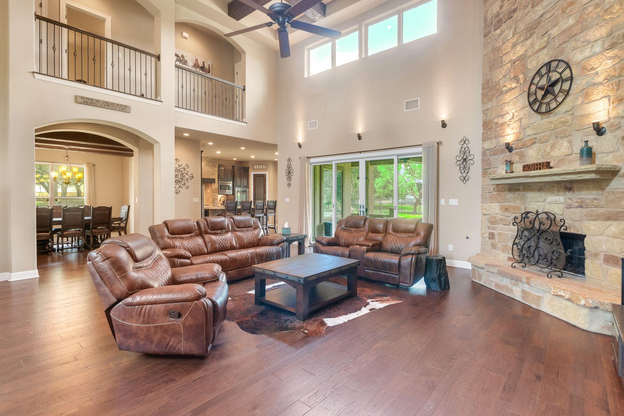 304 Pheasant Meadow, Liberty Hill, TX 78642