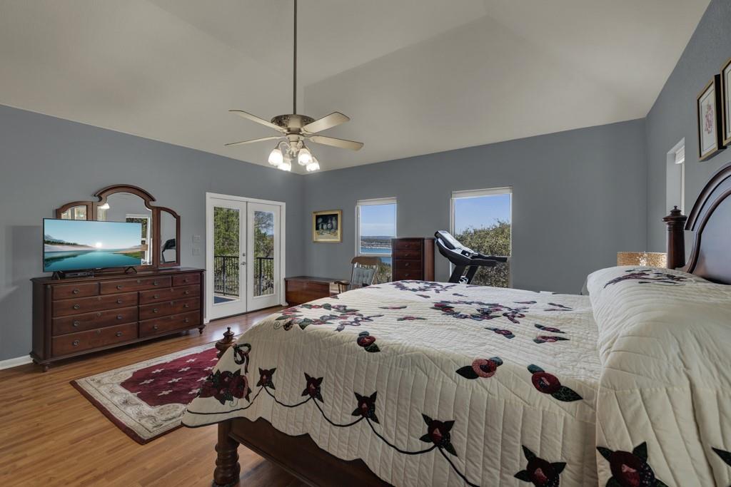 363 Buckhaven Dr, Canyon Lake, TX 78133