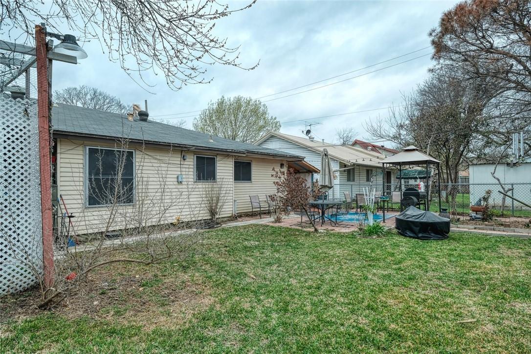 2704 Clarkdale Ln, Austin, TX 78757