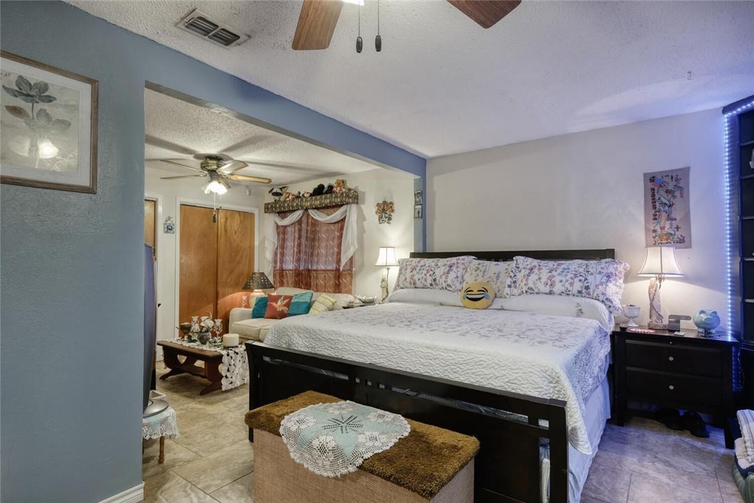 2704 Clarkdale Ln, Austin, TX 78757