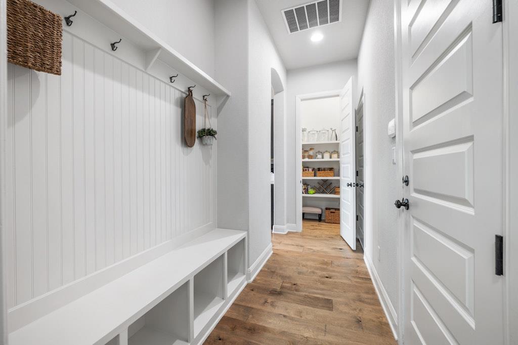 16319 Golden Top Dr, Austin, TX 78738