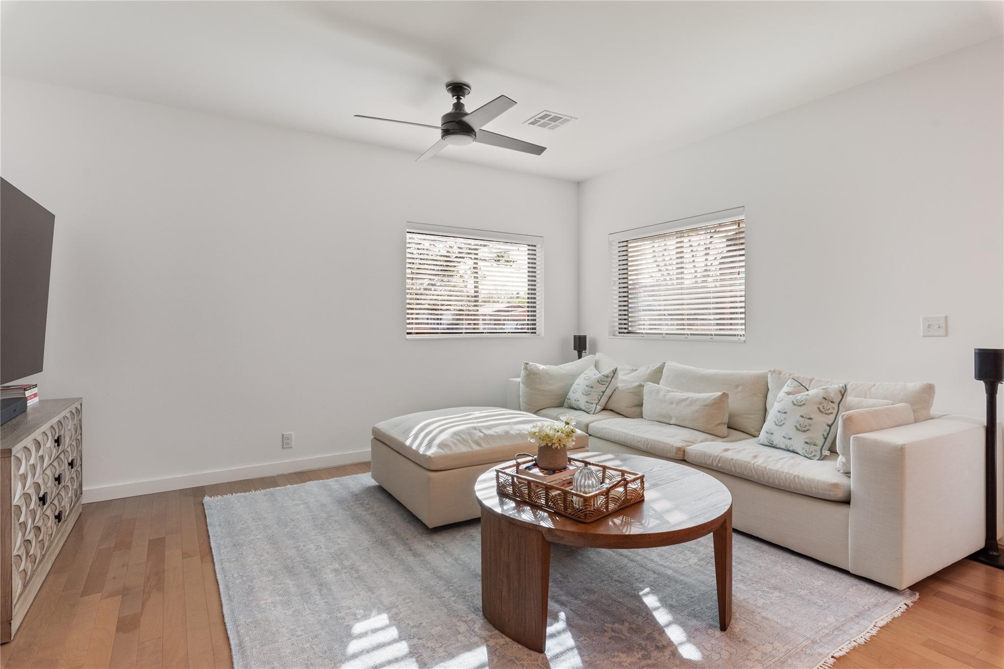 2936 E 14th St, Austin, TX 78702