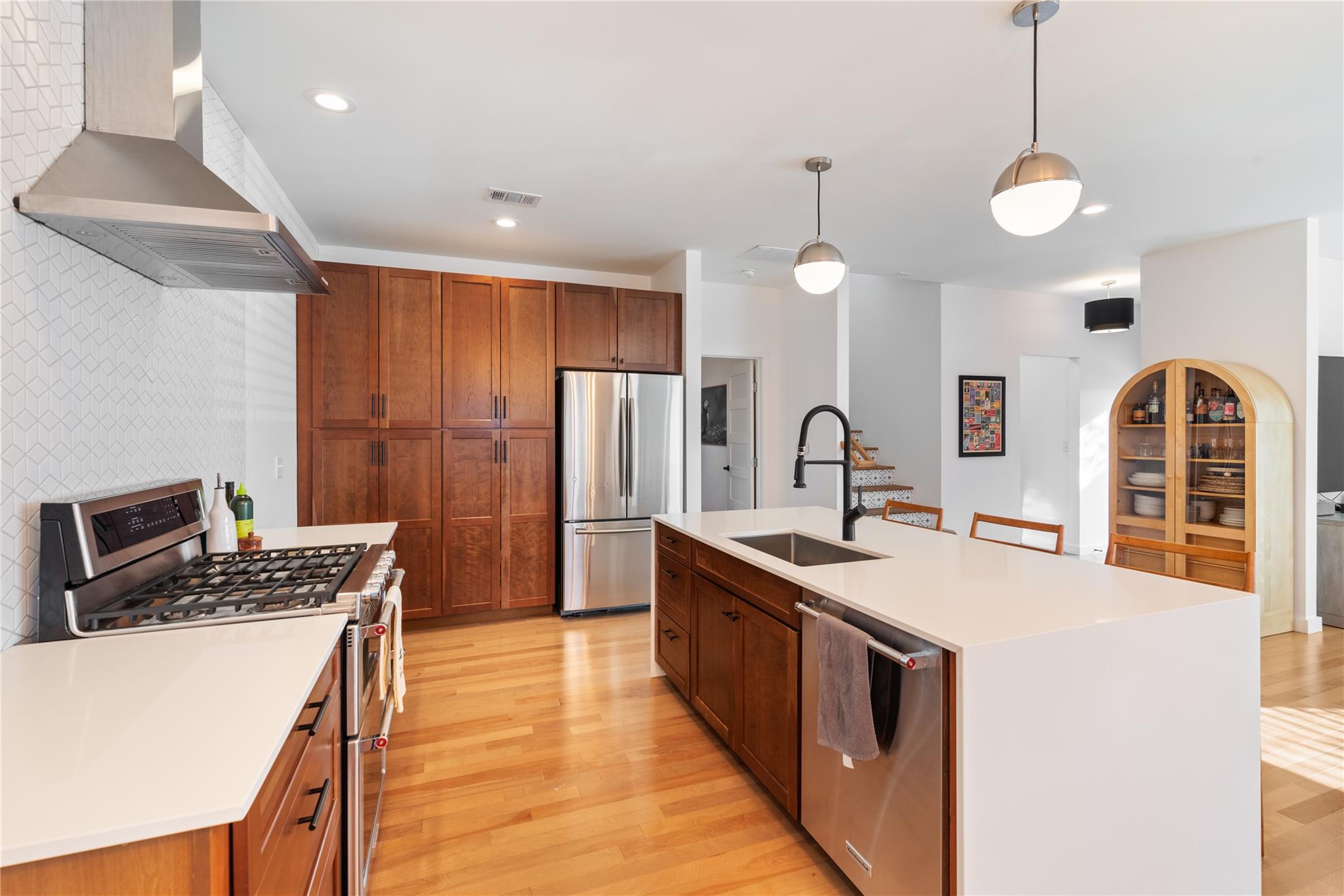 2936 E 14th St, Austin, TX 78702