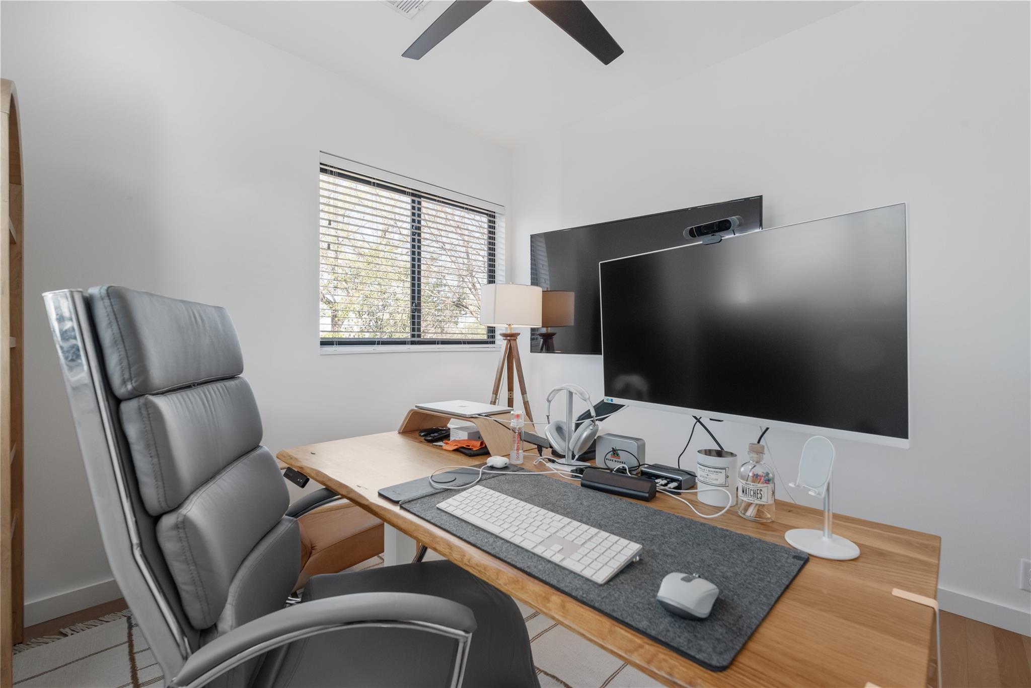 2936 E 14th St, Austin, TX 78702