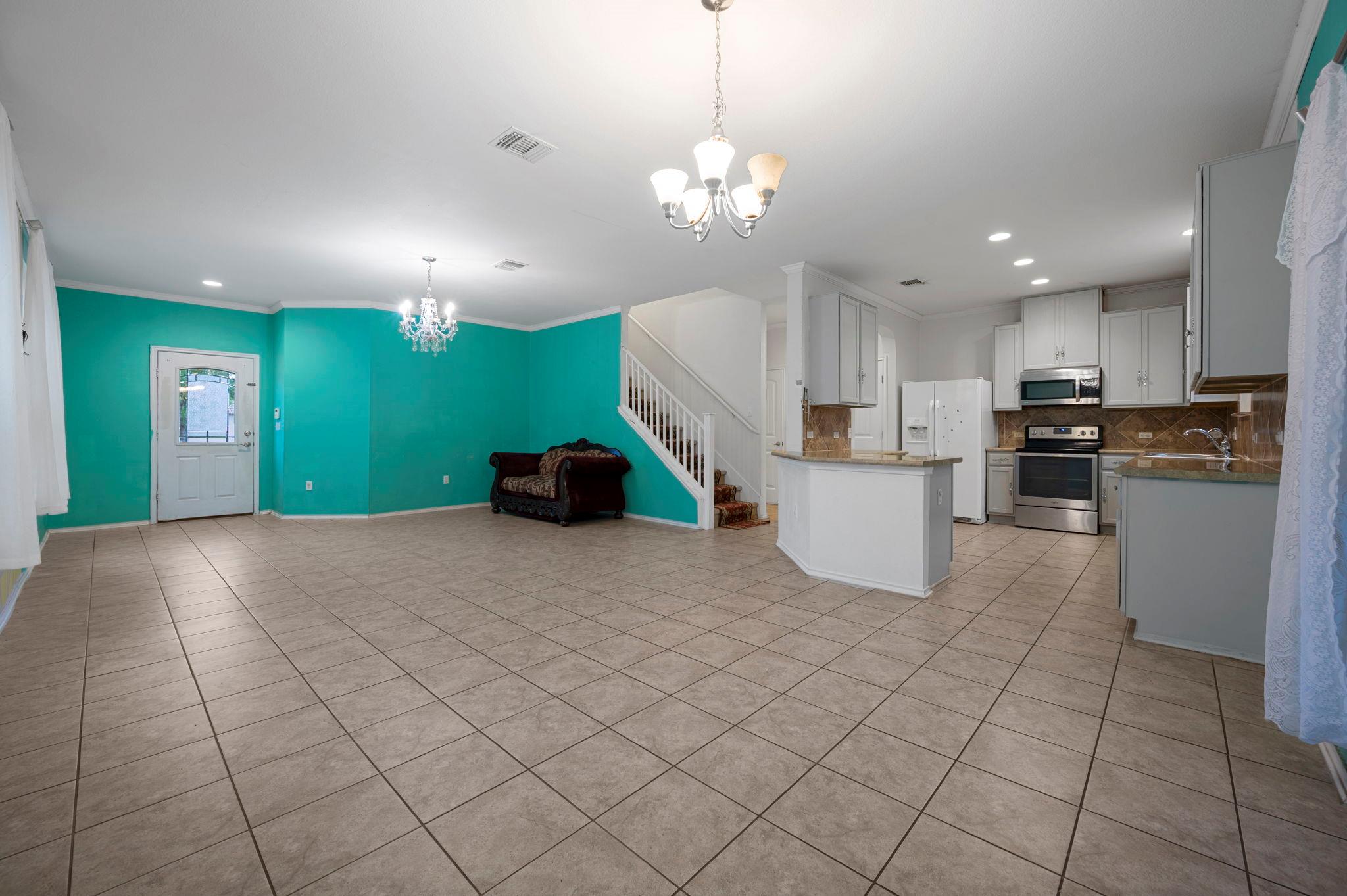 11233 Harlyn Bay Rd, Austin, TX 78754