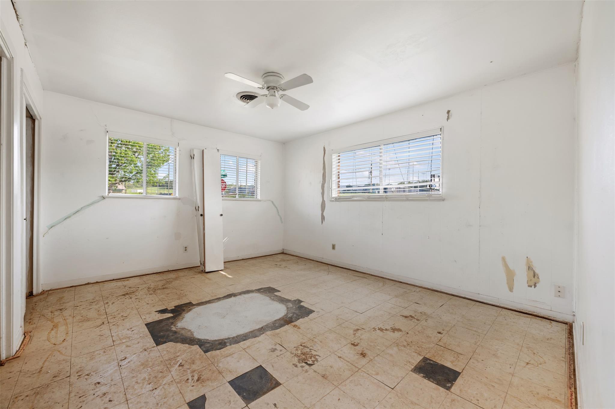 2712 Friar Tuck Ln, Austin, TX 78704