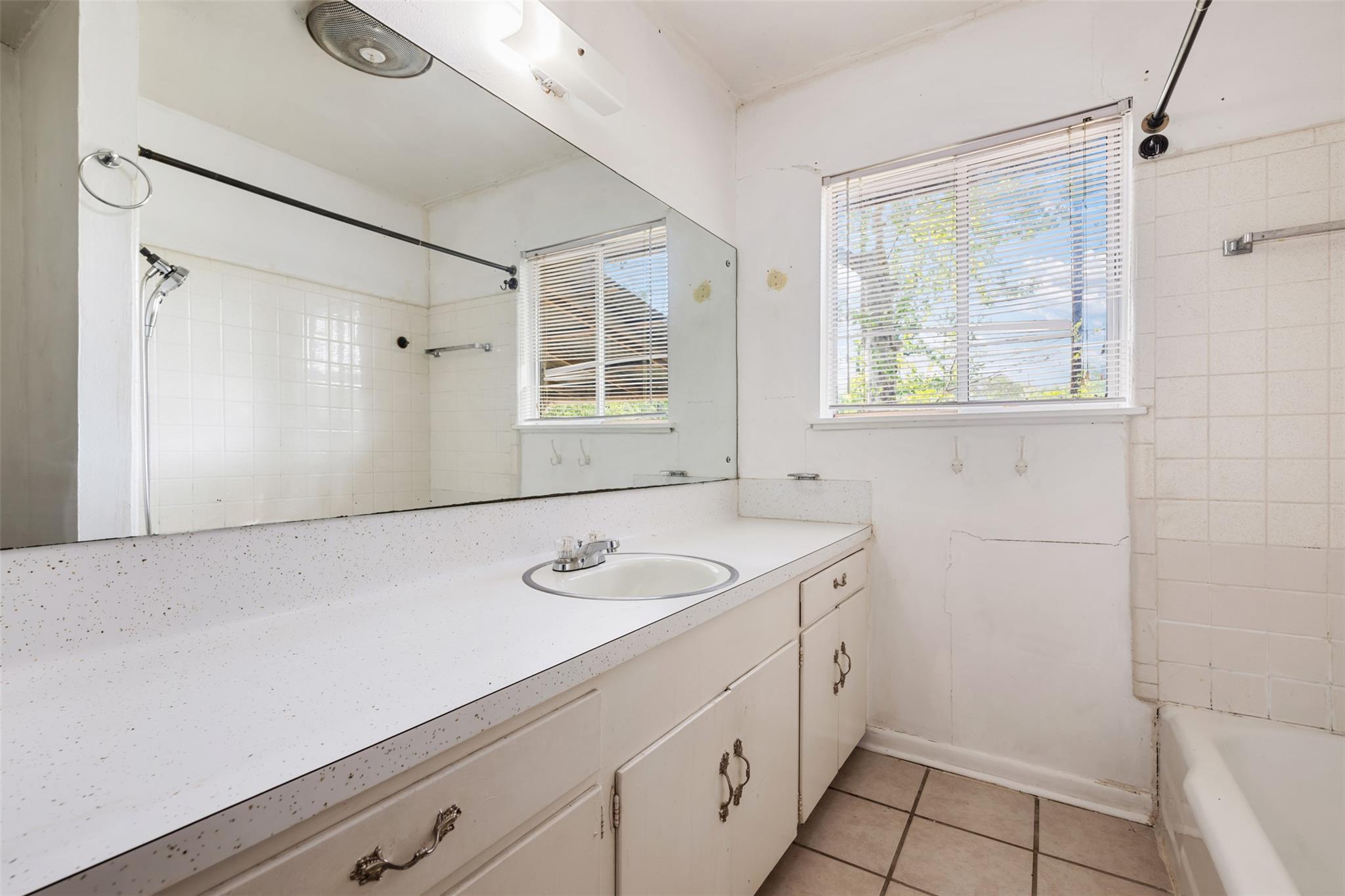 2712 Friar Tuck Ln, Austin, TX 78704