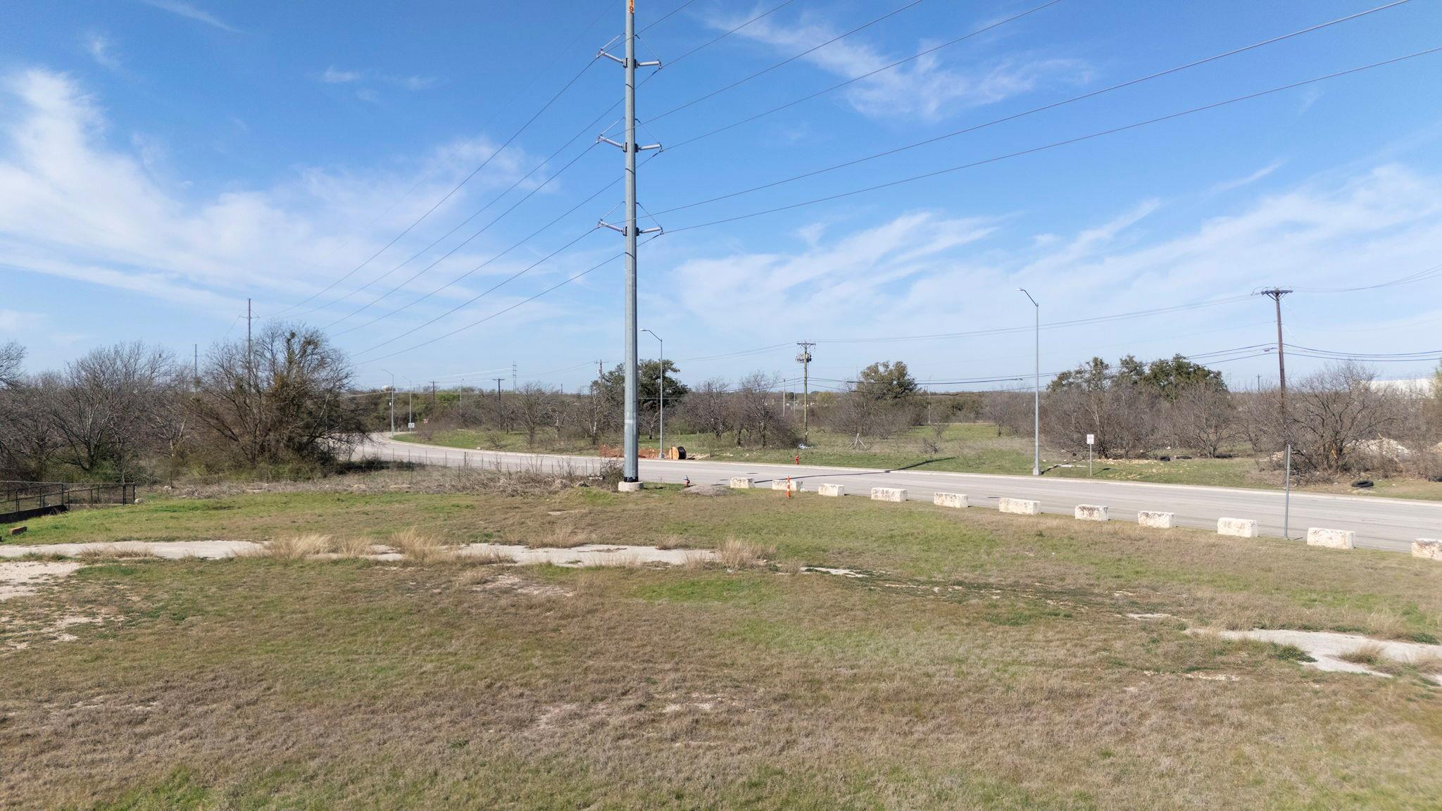 1990 Ih 35 Highway N, Round Rock, TX 78681