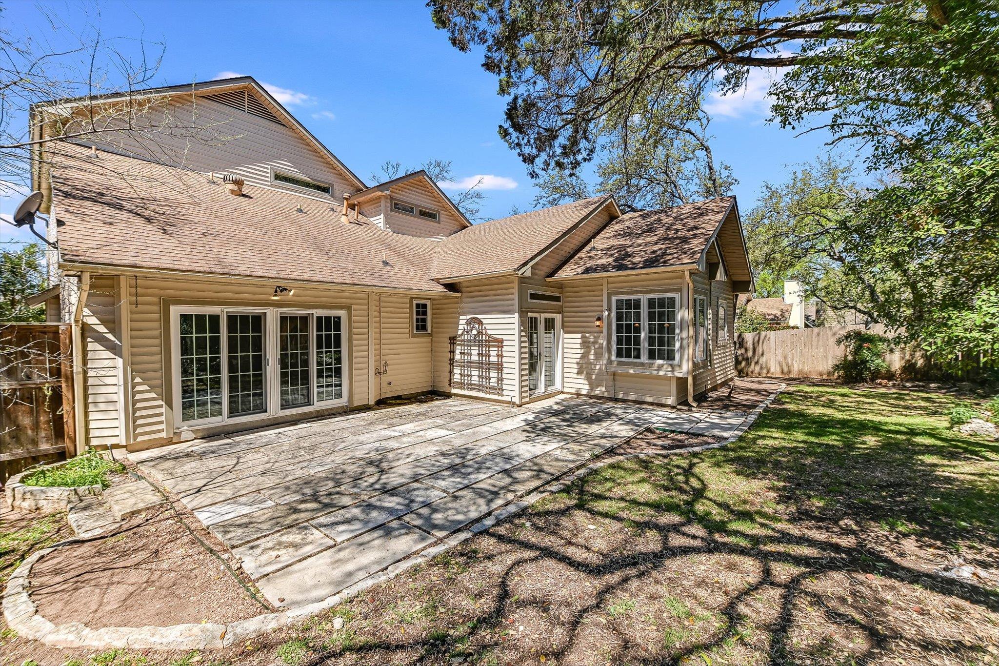 7304 Halbert Dr, Austin, TX 78750