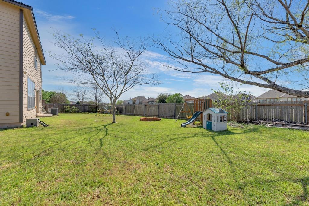 150 Mistletoe Ln, Kyle, TX 78640