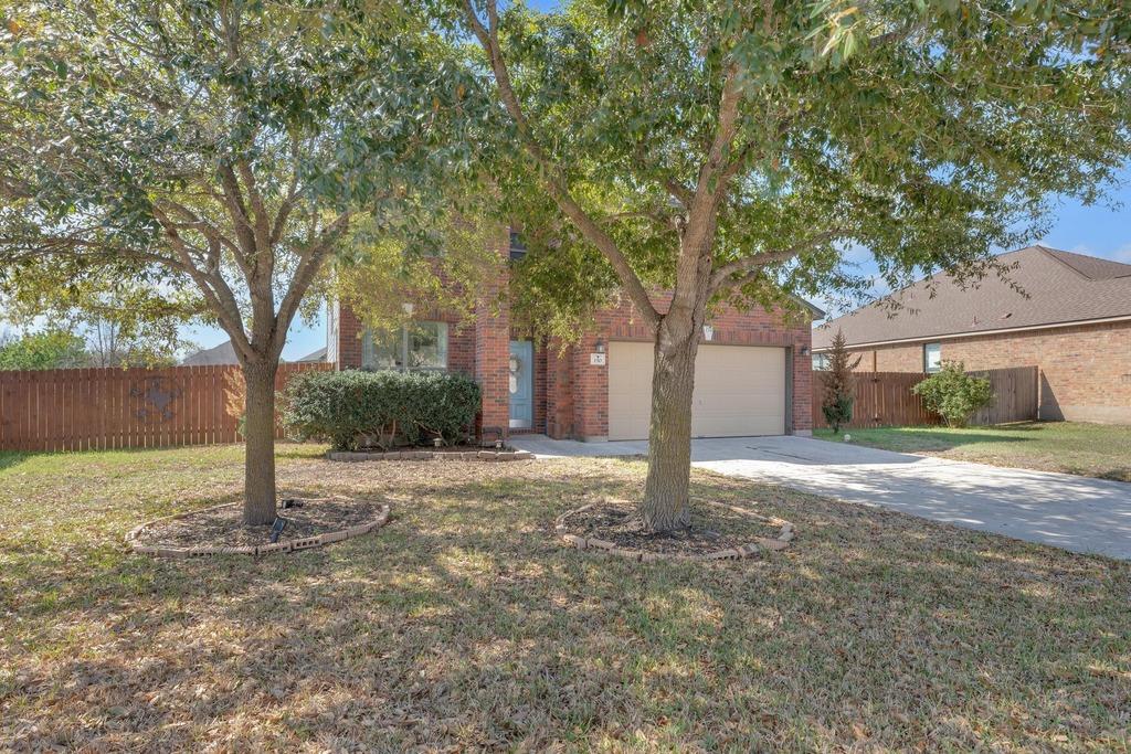 150 Mistletoe Ln, Kyle, TX 78640