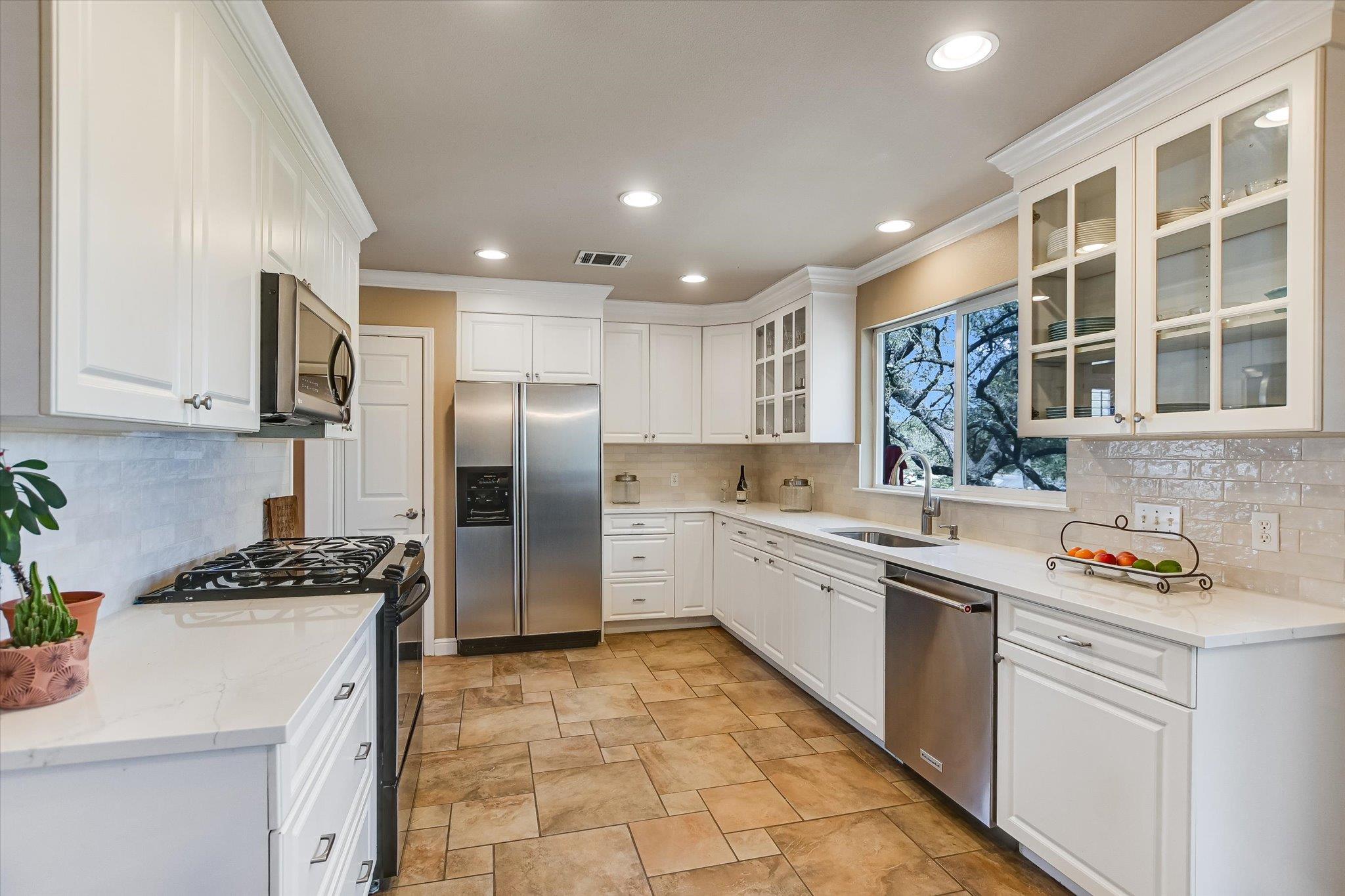 8007 Davis Mountain Cv, Austin, TX 78726