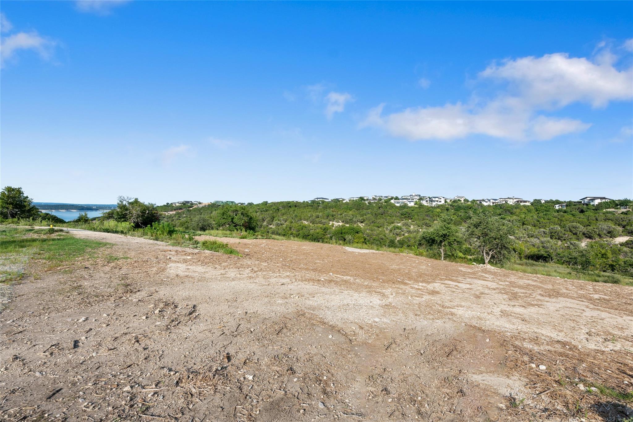 955 Flagtop Ct, Lakeway, TX 78738