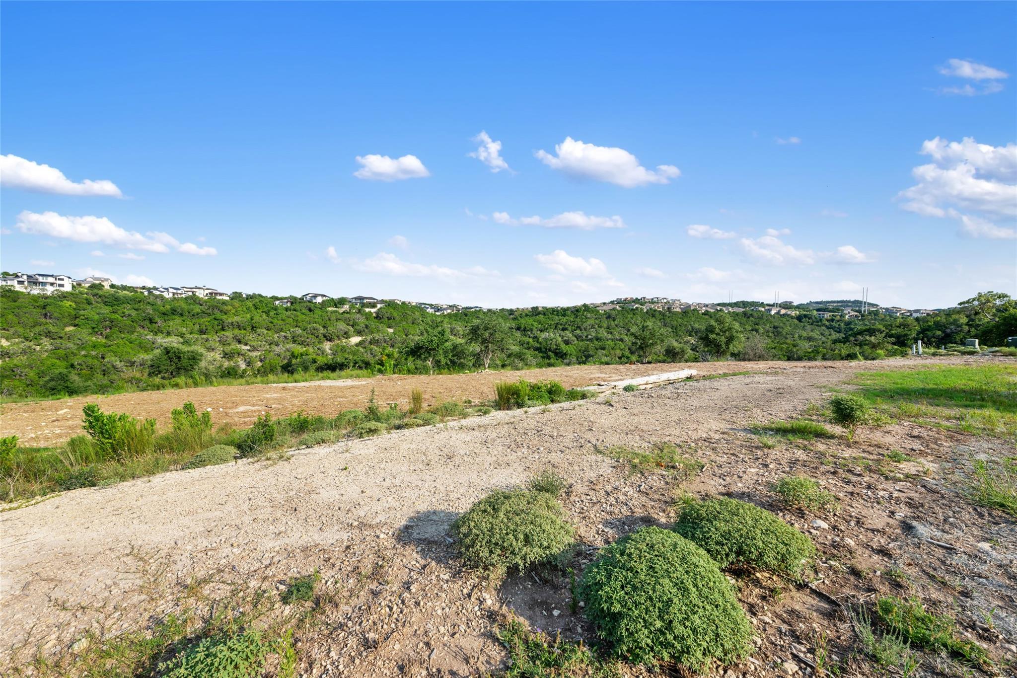 955 Flagtop Ct, Lakeway, TX 78738