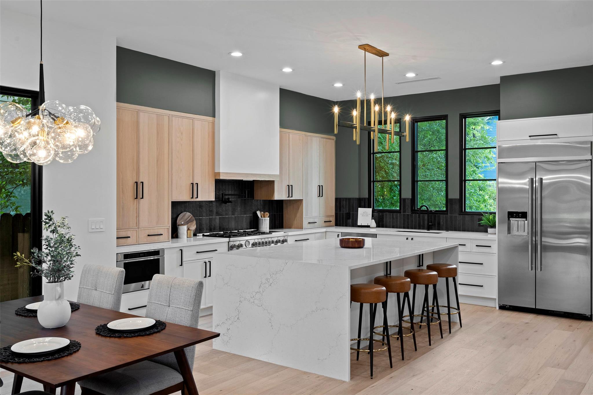 705 E 50th St, Austin, TX 78751