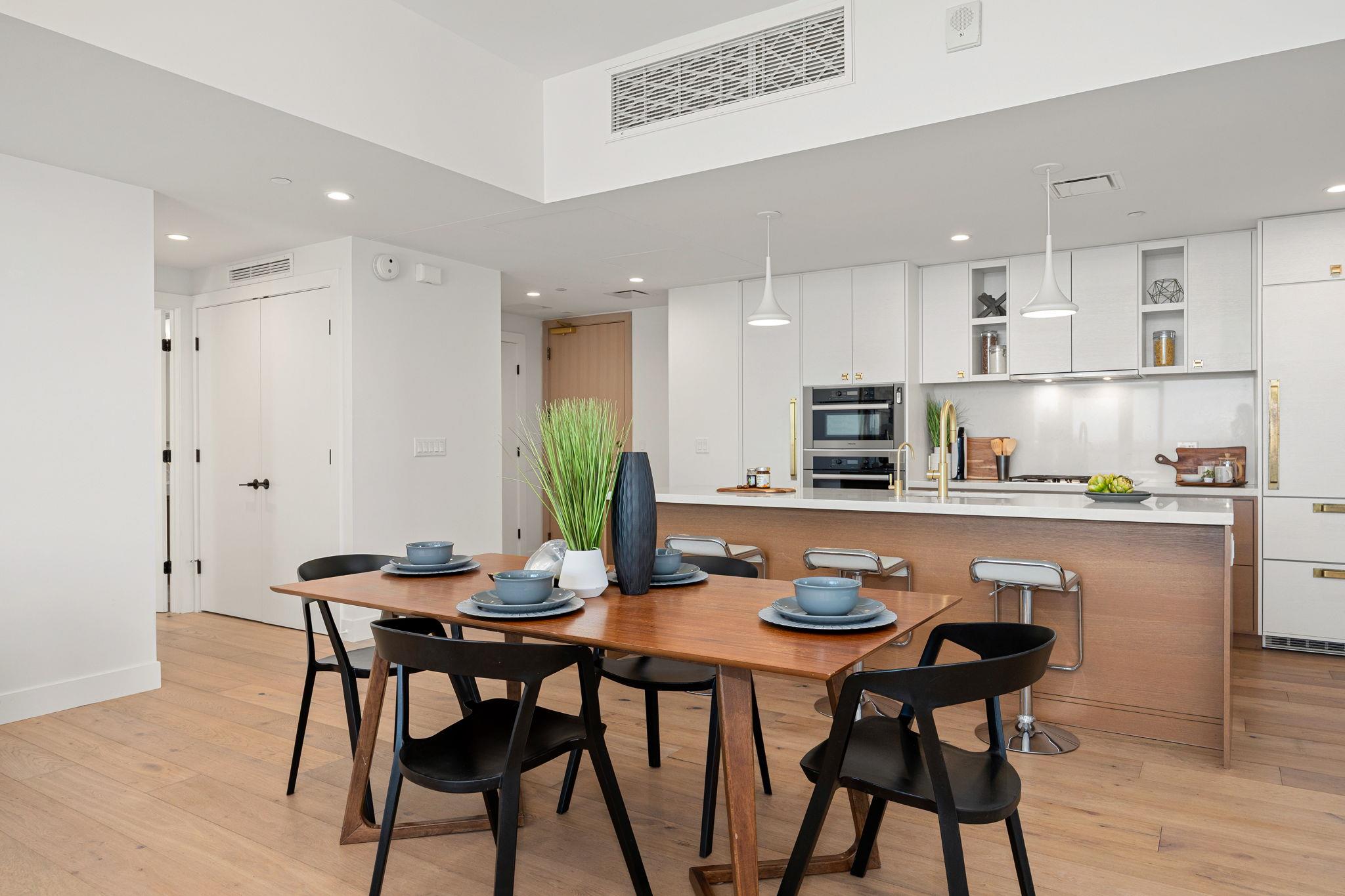 70 Rainey St # 1901, Austin, TX 78701