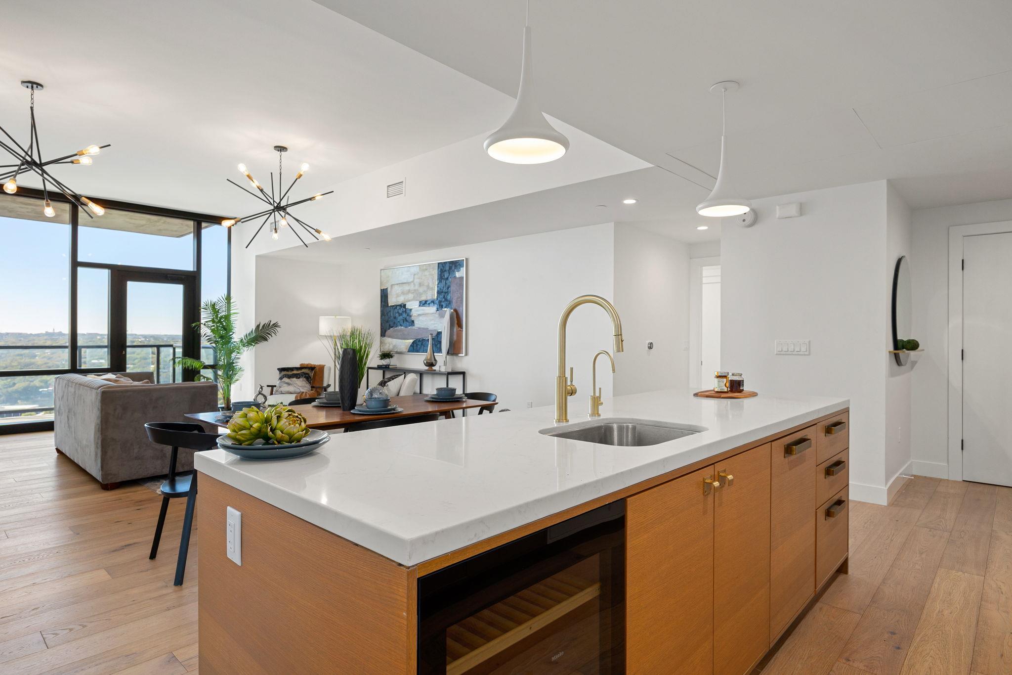 70 Rainey St # 1901, Austin, TX 78701