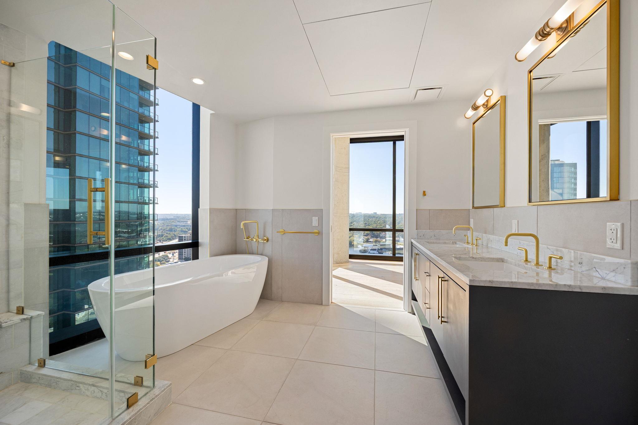 70 Rainey St # 1901, Austin, TX 78701