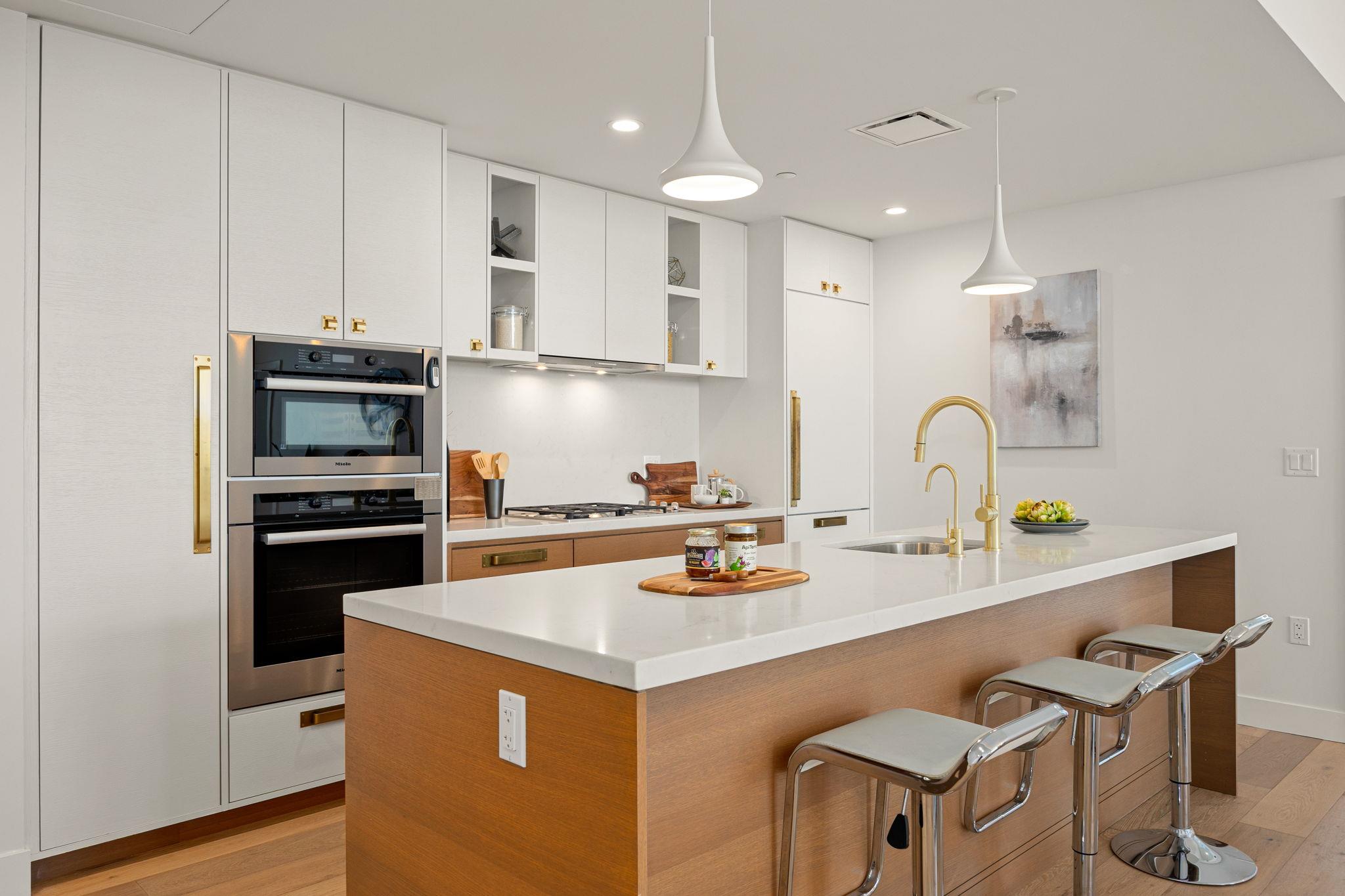 70 Rainey St # 1901, Austin, TX 78701