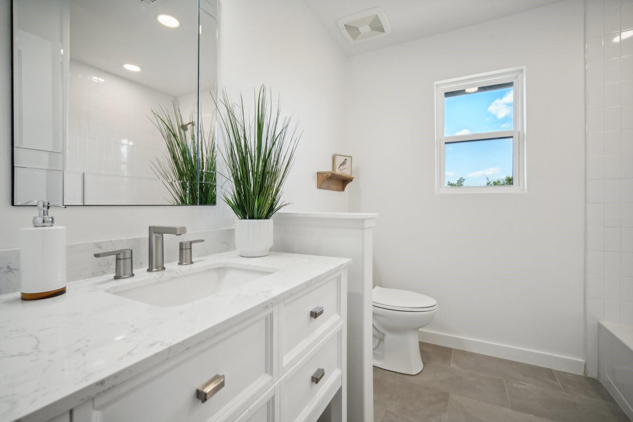 117 Golf Crest Dr, Wimberley, TX 78676