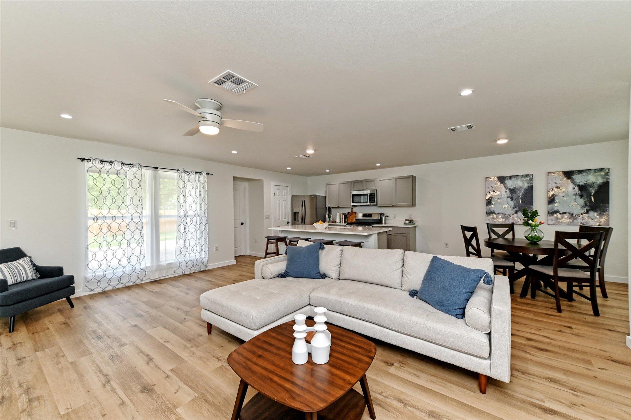 6300 Merriwood Dr, Austin, TX 78745