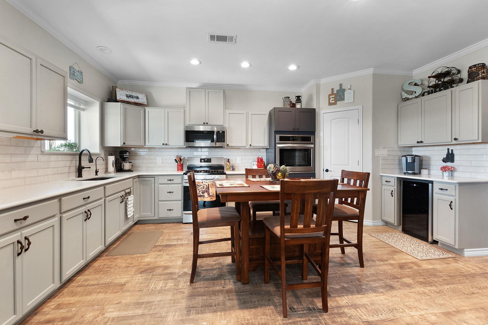 2238 County Road 2109, Lometa, TX 76853