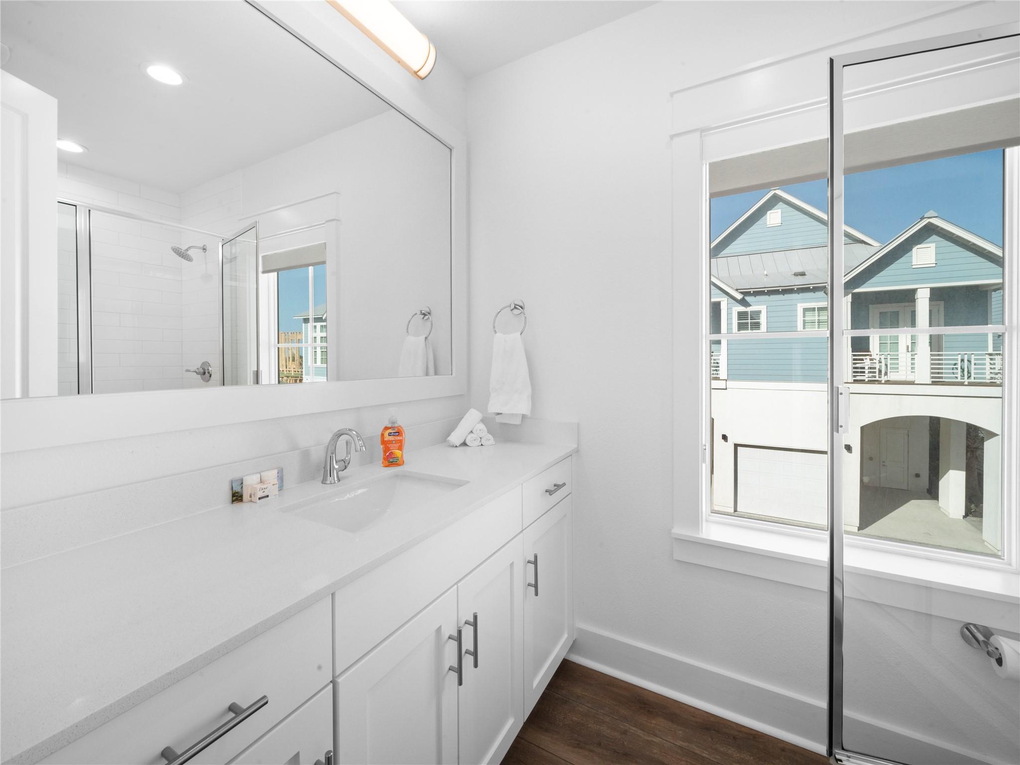 131 Sabal Ln, Port Aransas, TX 78373