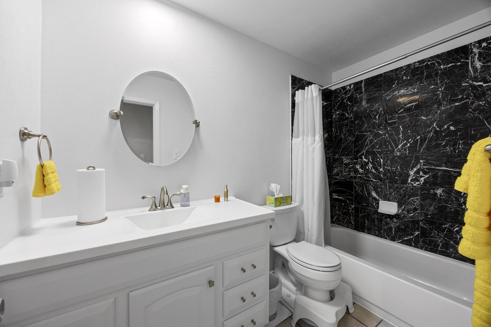 4210 Harcourt Dr, Austin, TX 78727