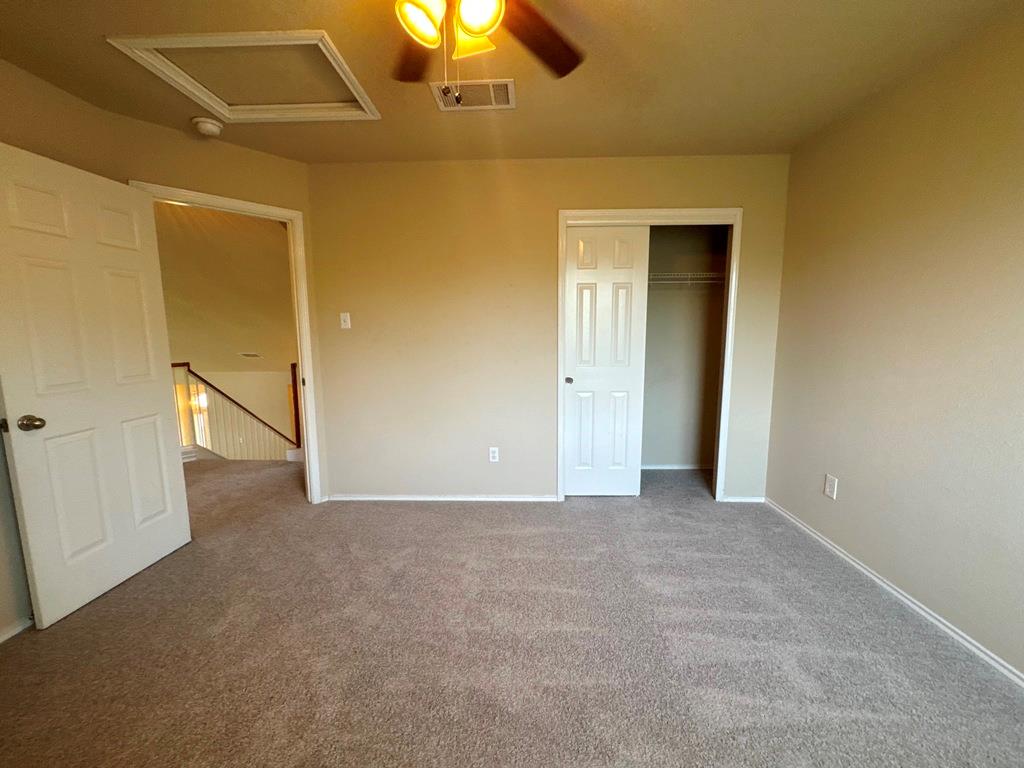 1005 Gentry Dr, Leander, TX 78641