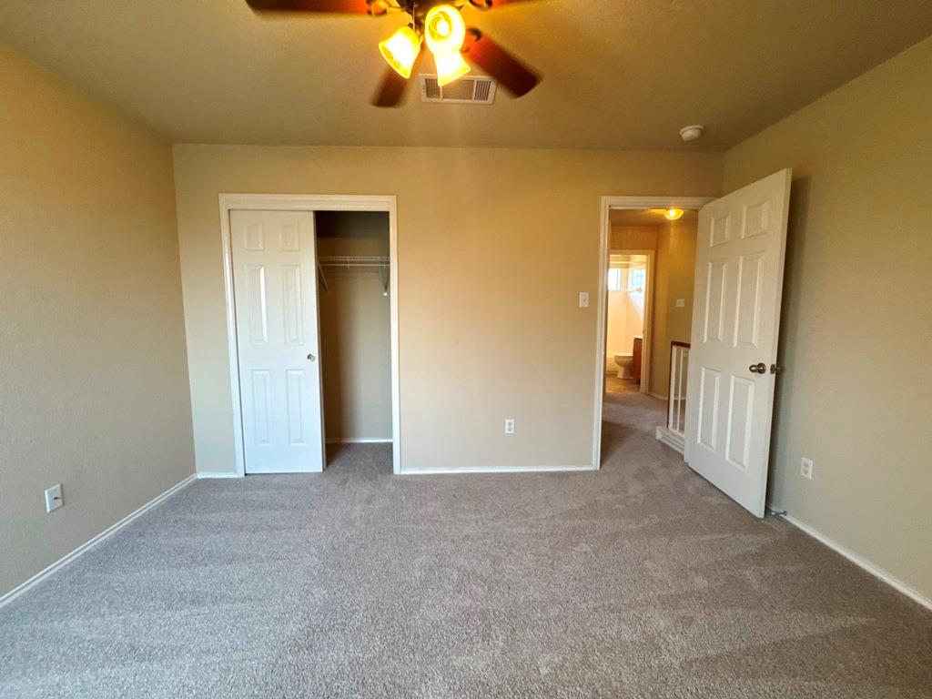 1005 Gentry Dr, Leander, TX 78641