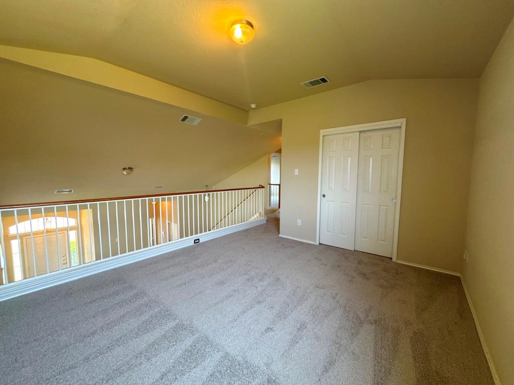 1005 Gentry Dr, Leander, TX 78641