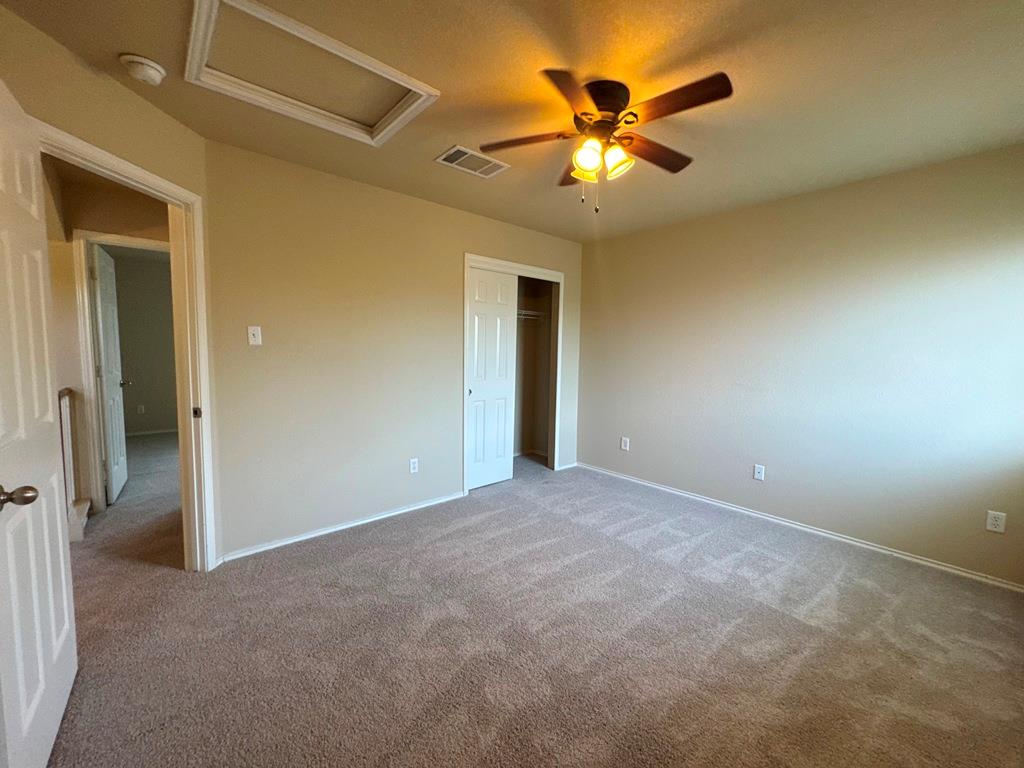 1005 Gentry Dr, Leander, TX 78641