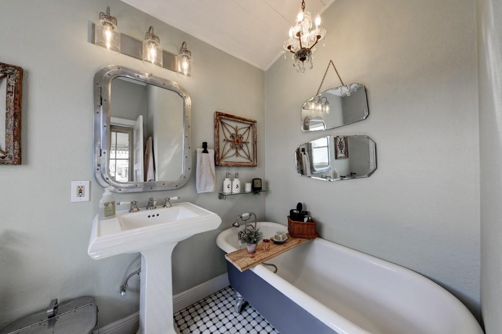 481 N Central Ave Ave, New Braunfels, TX 78130