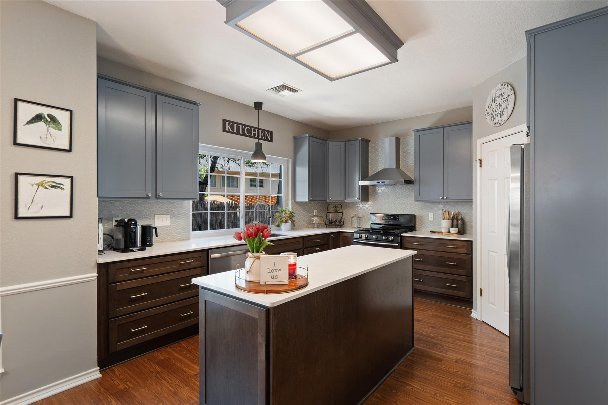 11006 Needham Ct, Austin, TX 78739