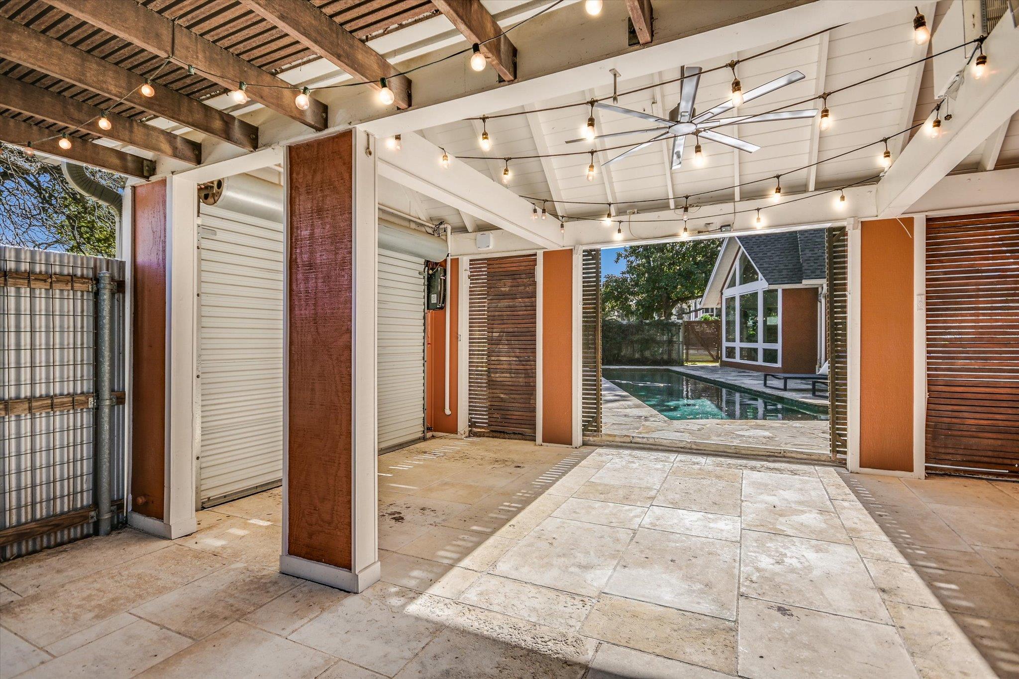 2712 Oakhurst Ave, Austin, TX 78703