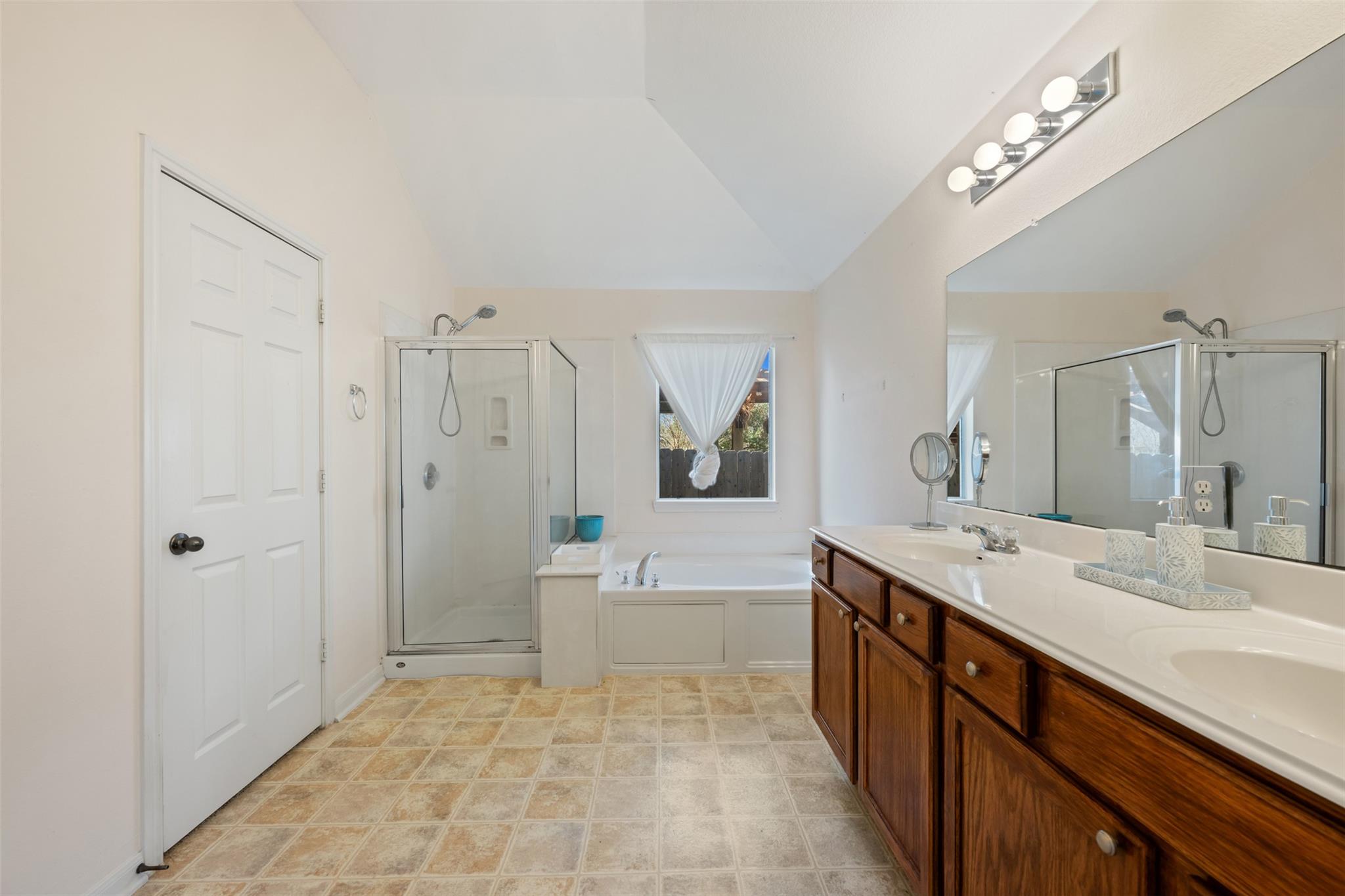 221 Stone Crest Blvd, Buda, TX 78610