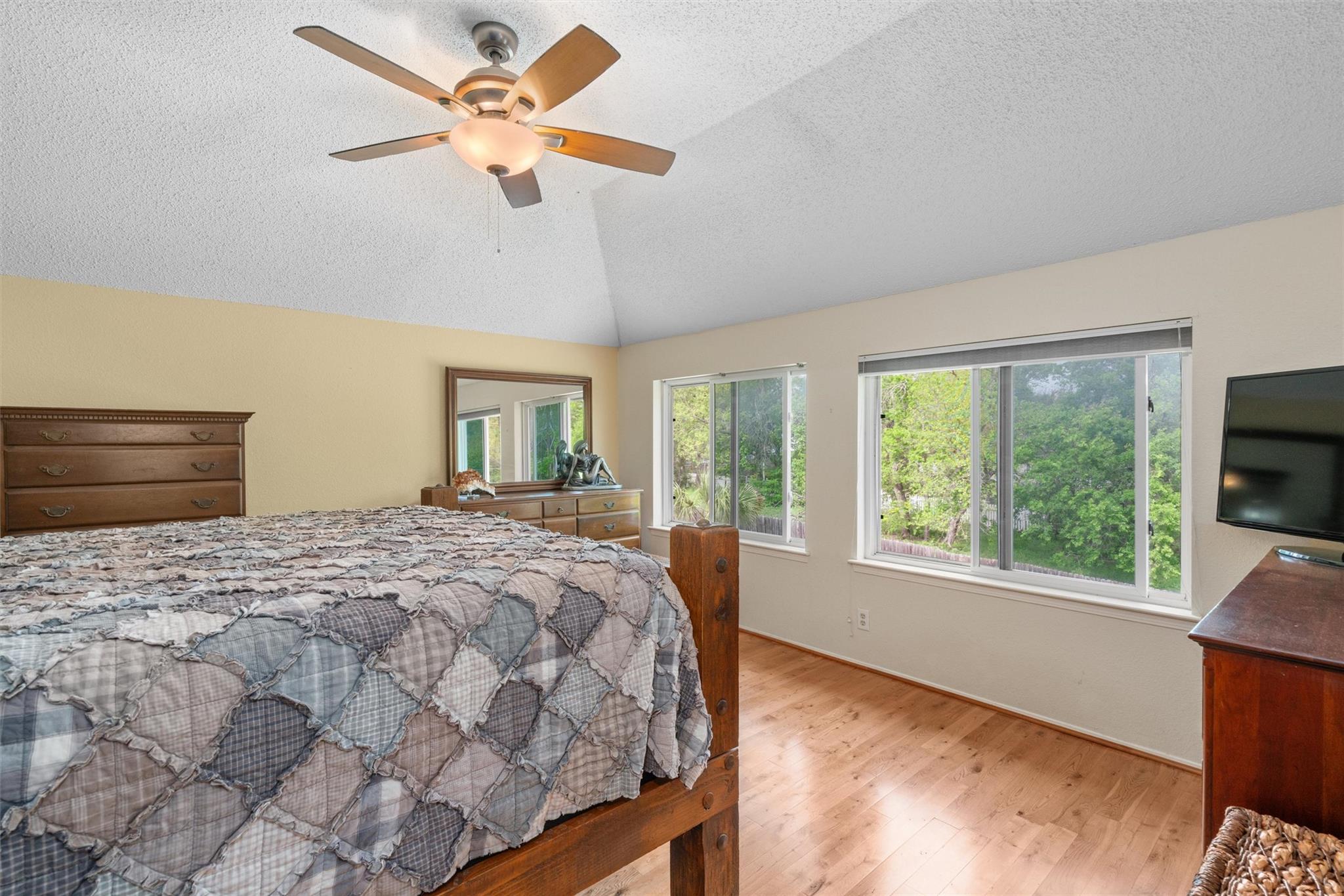 402 Sophie Ct, Pflugerville, TX 78660