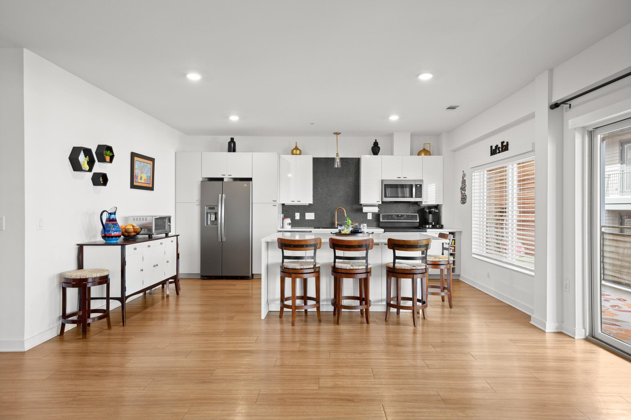 4361 S Congress Ave # 433, Austin, TX 78745