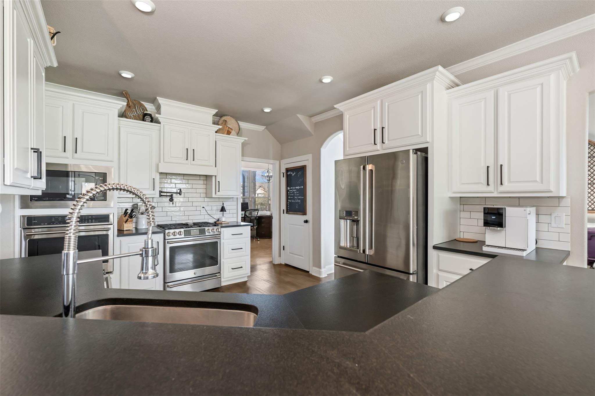 2015 Th Jones Mill Way, Salado, TX 76571