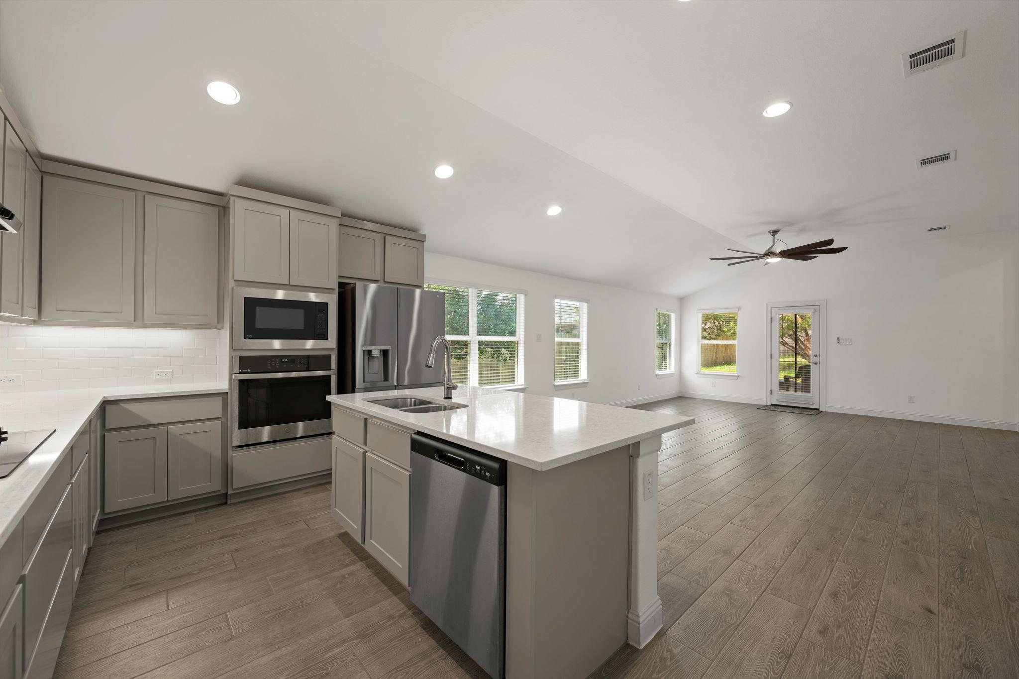21203 Santa Rosa Ave, Lago Vista, TX 78645