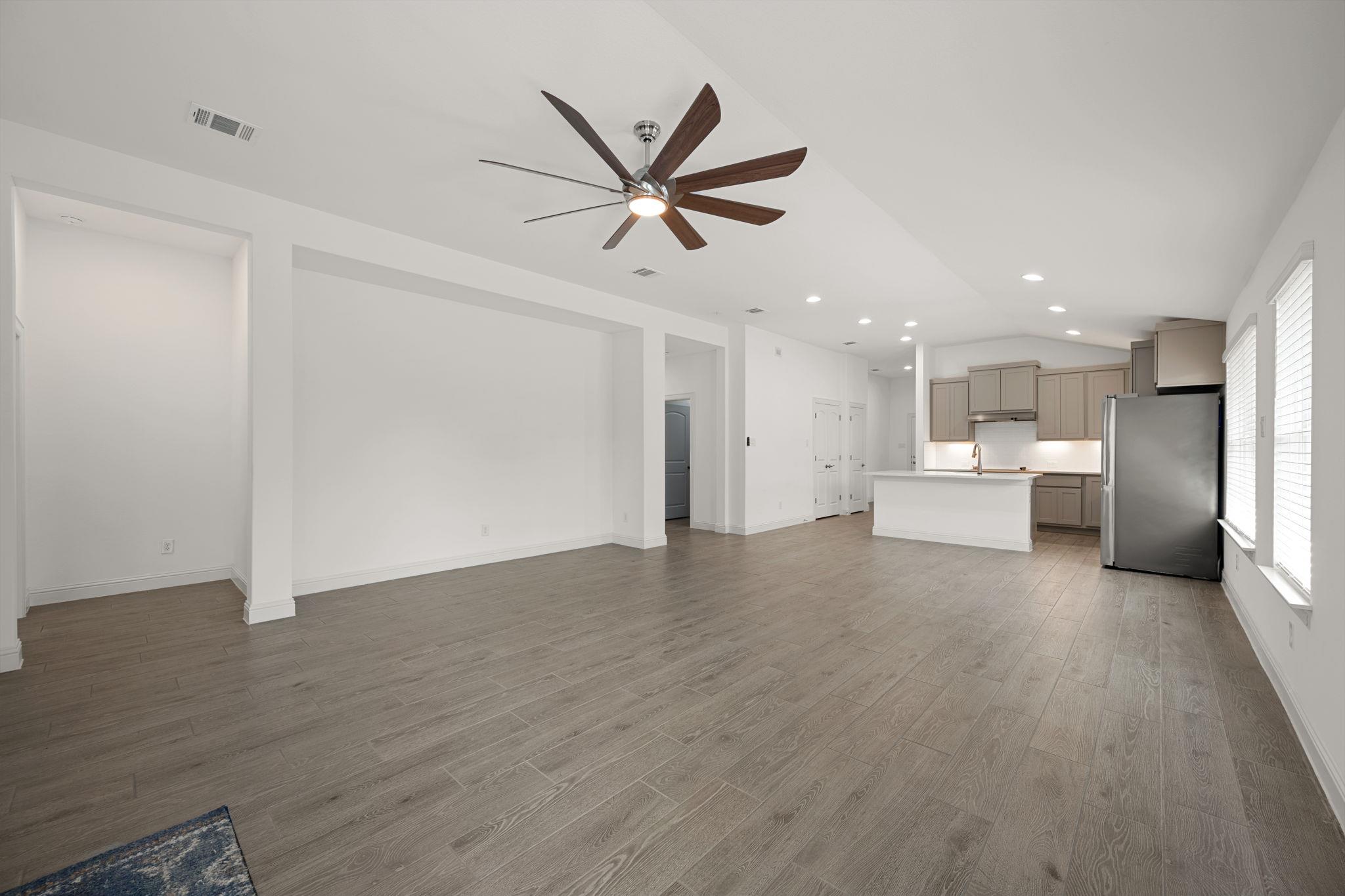 21203 Santa Rosa Ave, Lago Vista, TX 78645