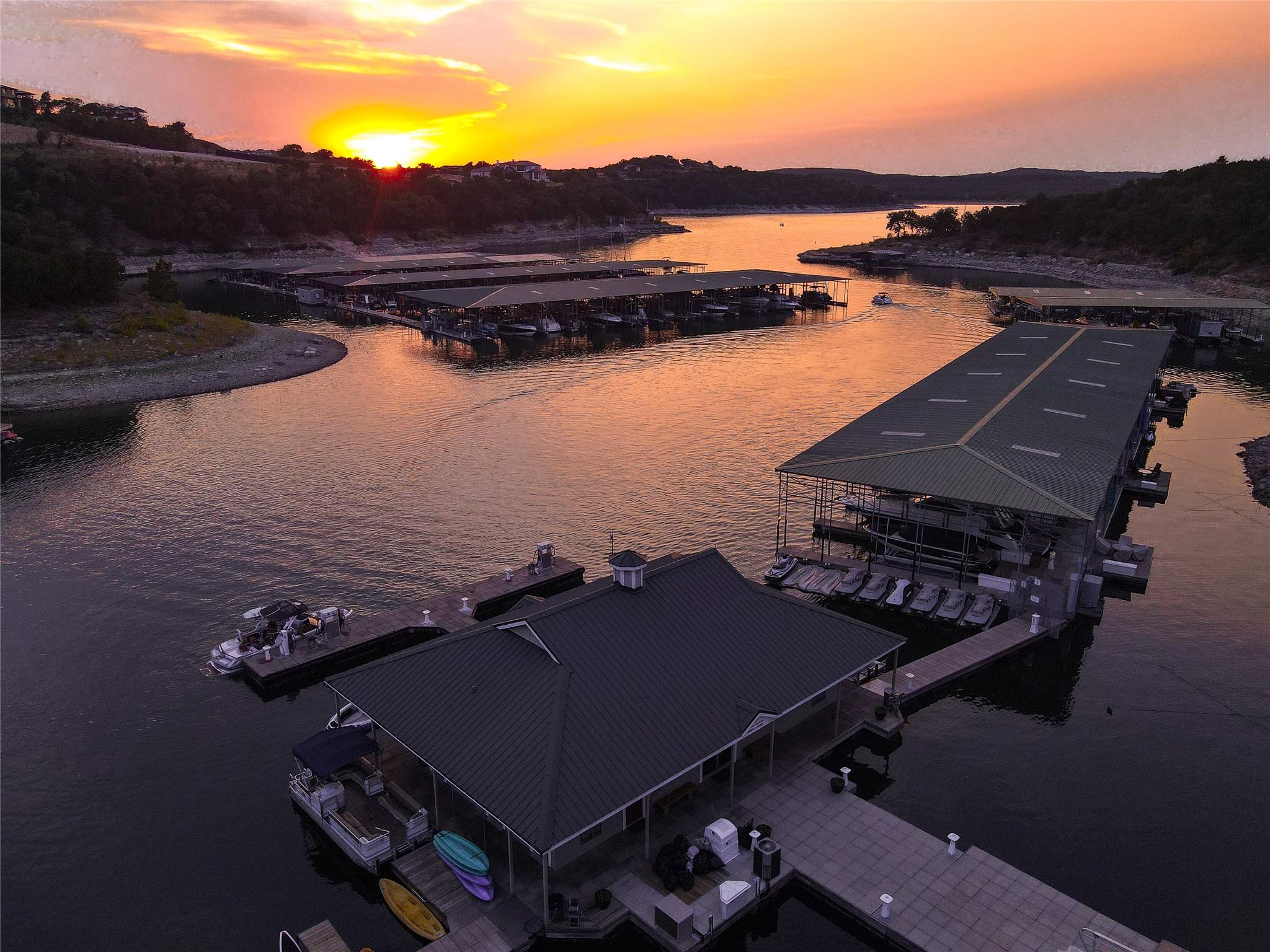 606 Casasanta Trl, Austin, TX 78738