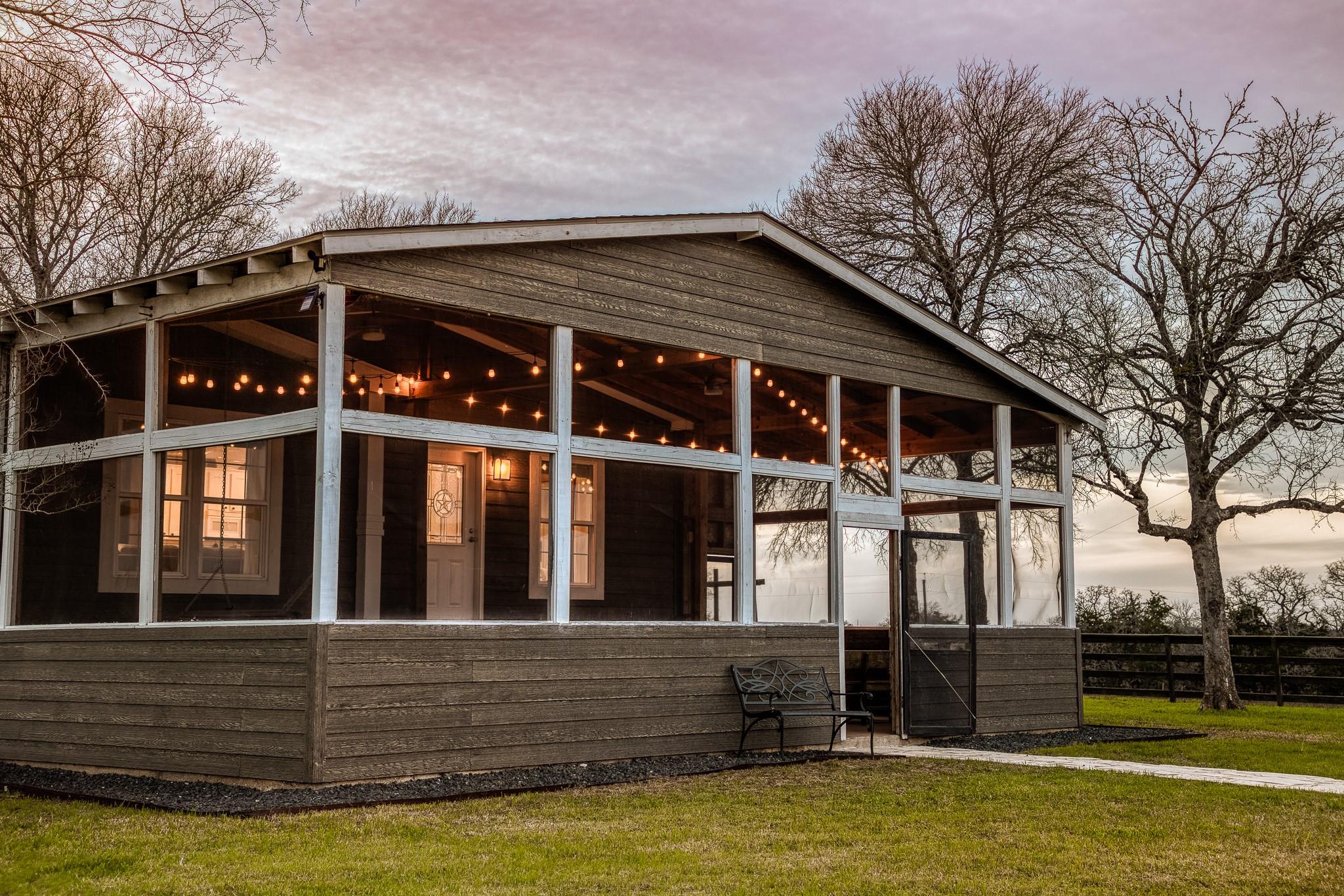 12893 E State Highway 97, Waelder, TX 78959