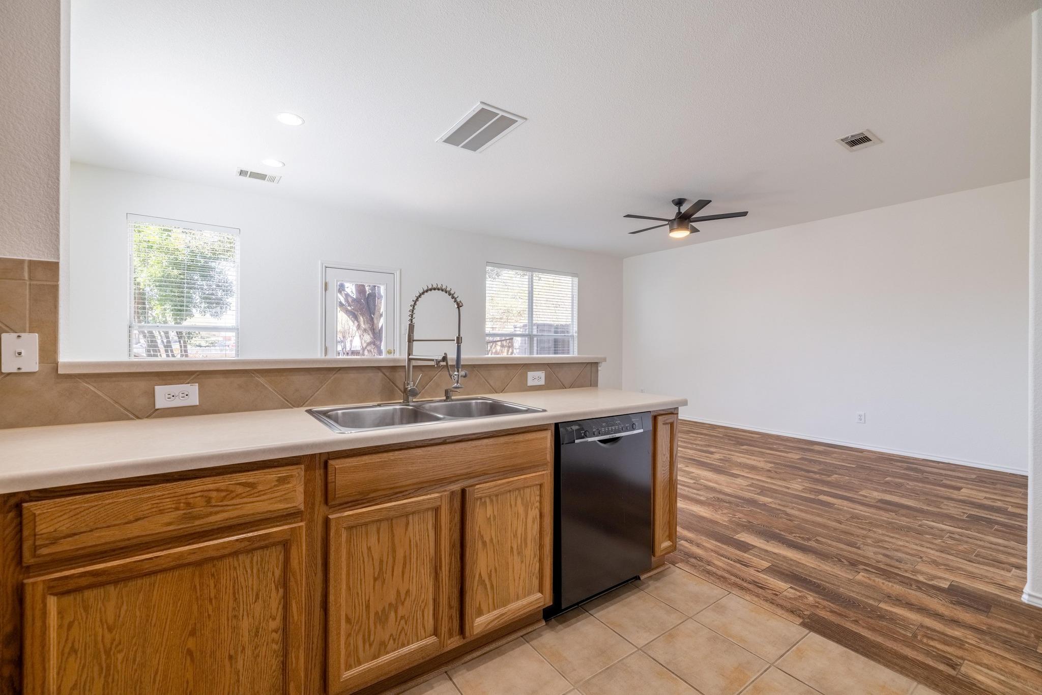 101 Verde Ranch Loop, Leander, TX 78641