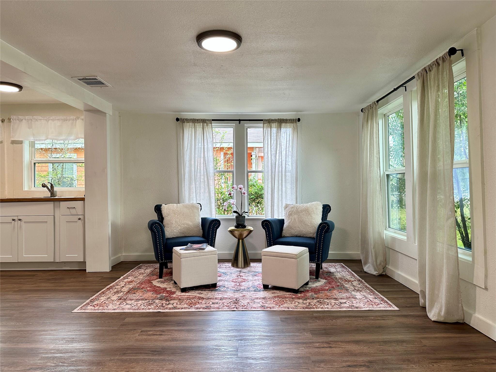 1916 Hill St, Bastrop, TX 78602